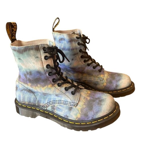 Dr Martens 1460 Blue Summer Tie Dye 8 Eye Lace Up Boot Womens Size 7 New No Box - Picture 1 of 9